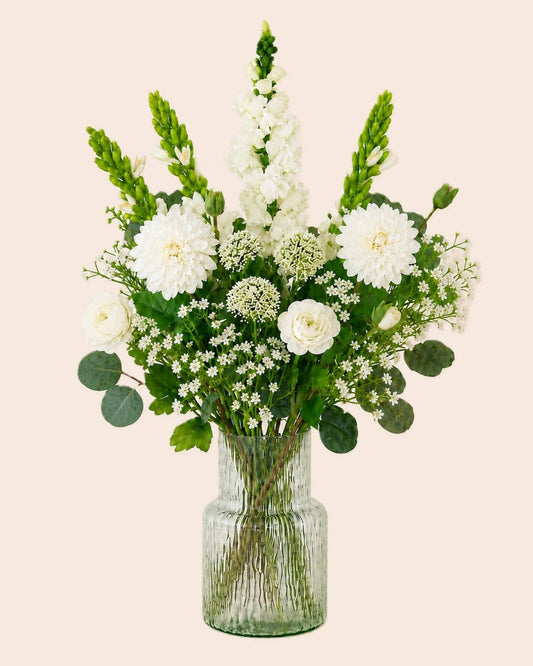 zijdenbloemen wit aster gypsophilla eucalyptus