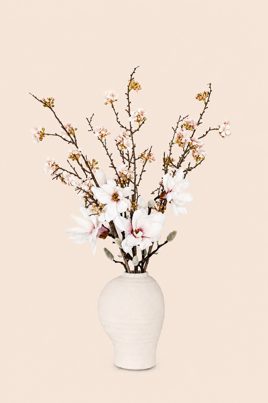 zijdebloem japandi magnolia en bloesems