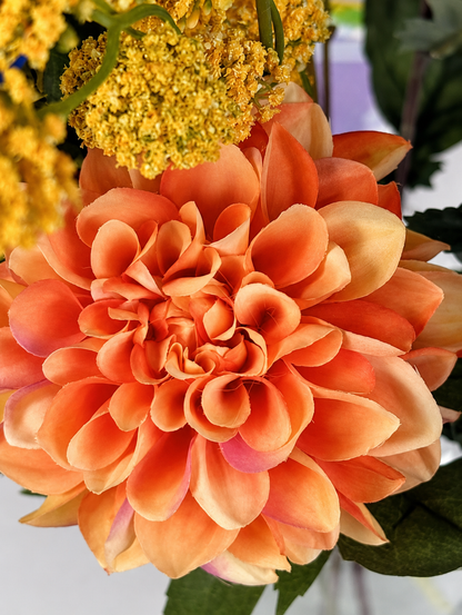 zijdebloem oranje dahlia