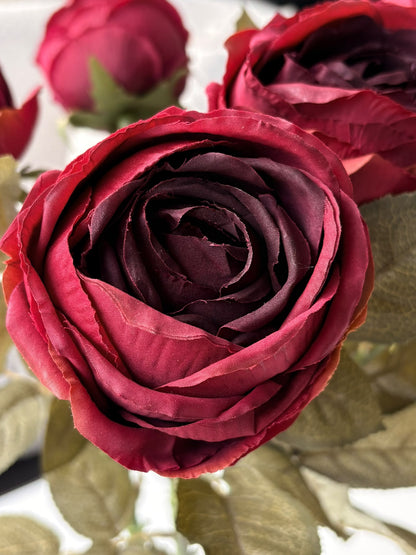 Rose Romance burgundy | zijden boeket met rozen