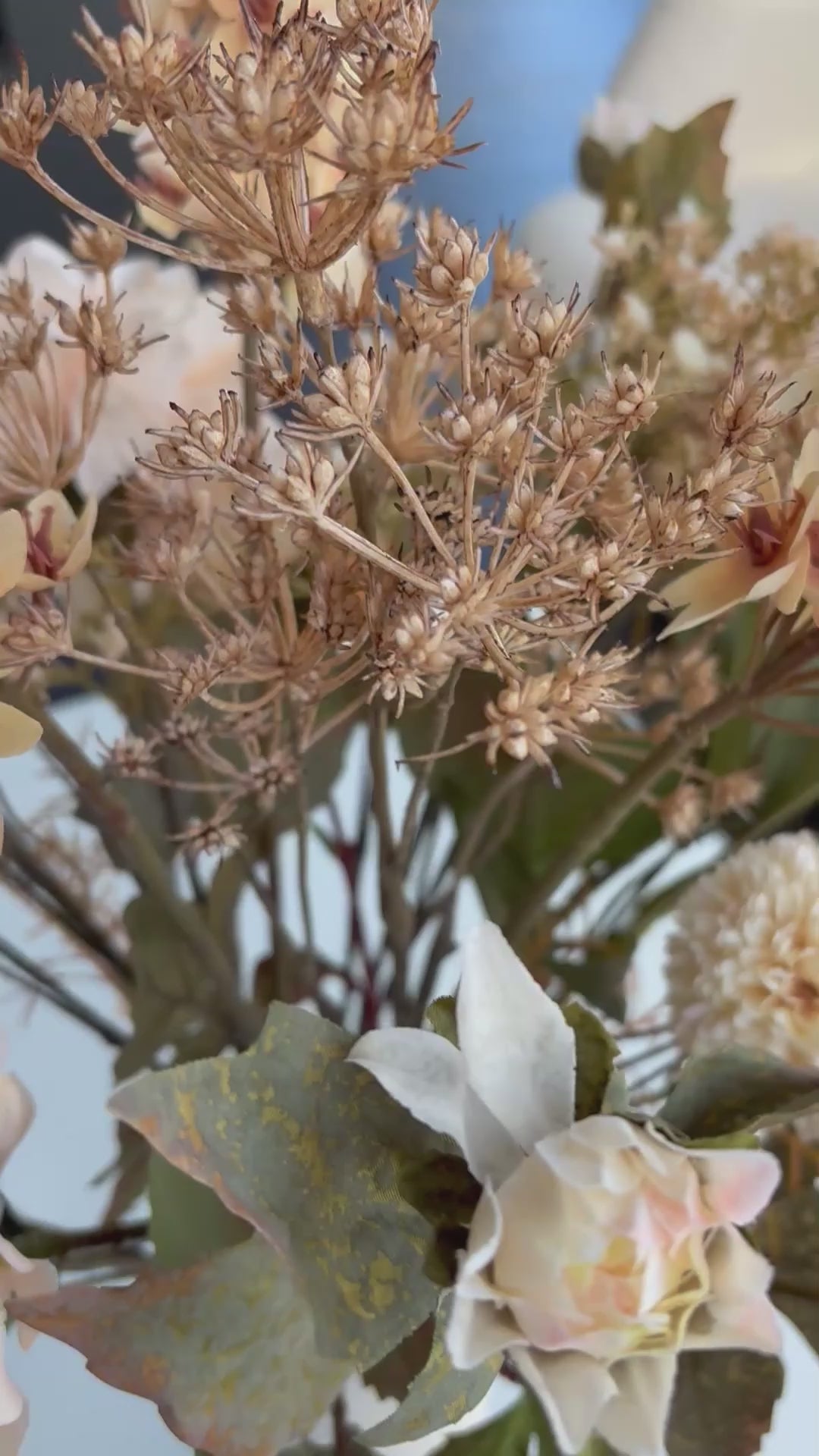 boeket kunstbloemen beige