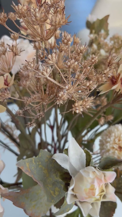 boeket kunstbloemen beige