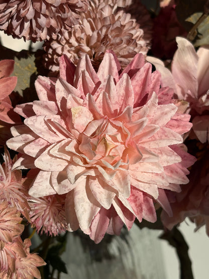 Velvet Shadow | Zijden boeket met oud roze tinten