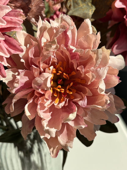 Velvet Shadow | Zijden boeket met oud roze tinten