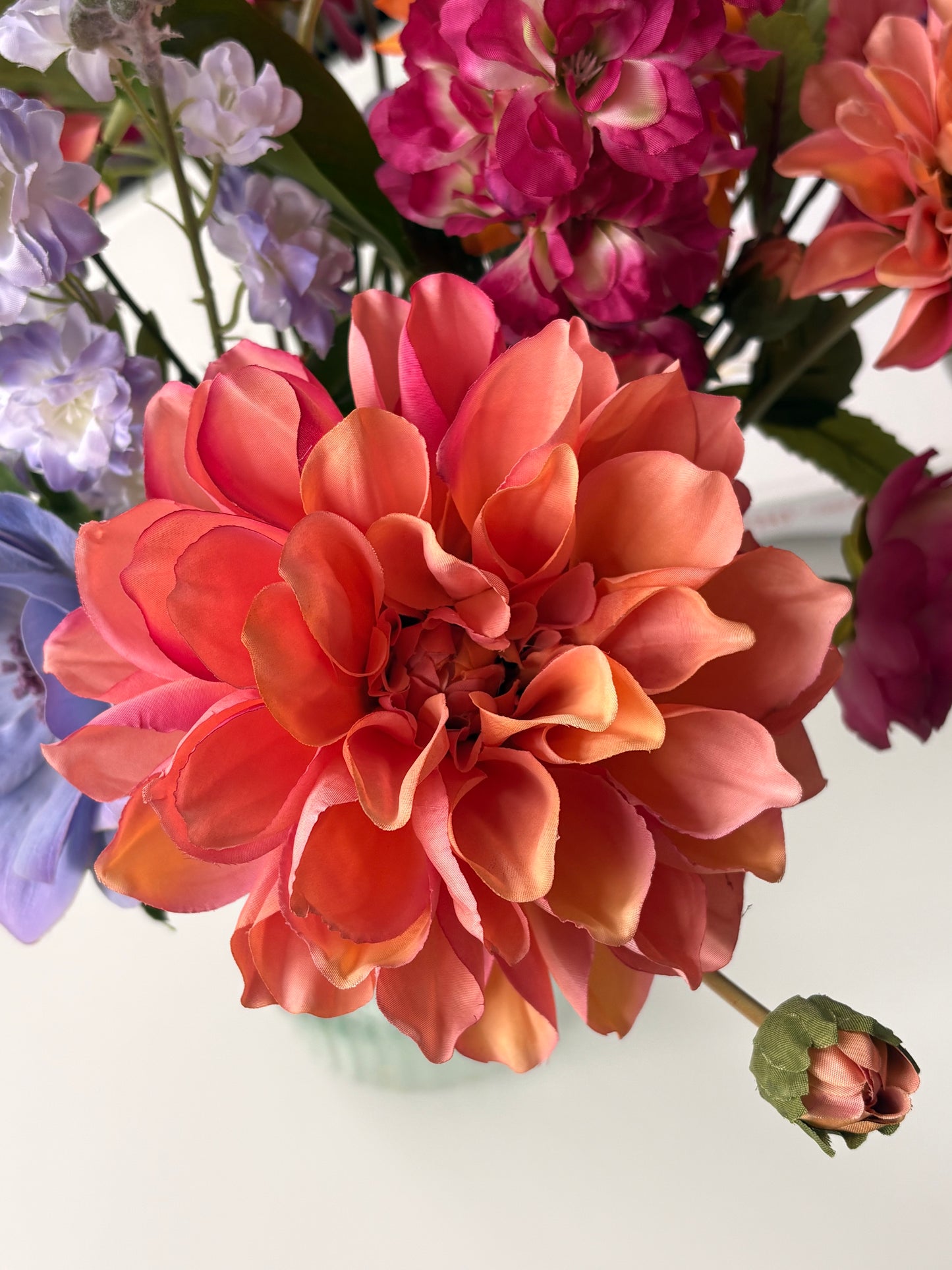 zijdebloem dahlia zalmtinten